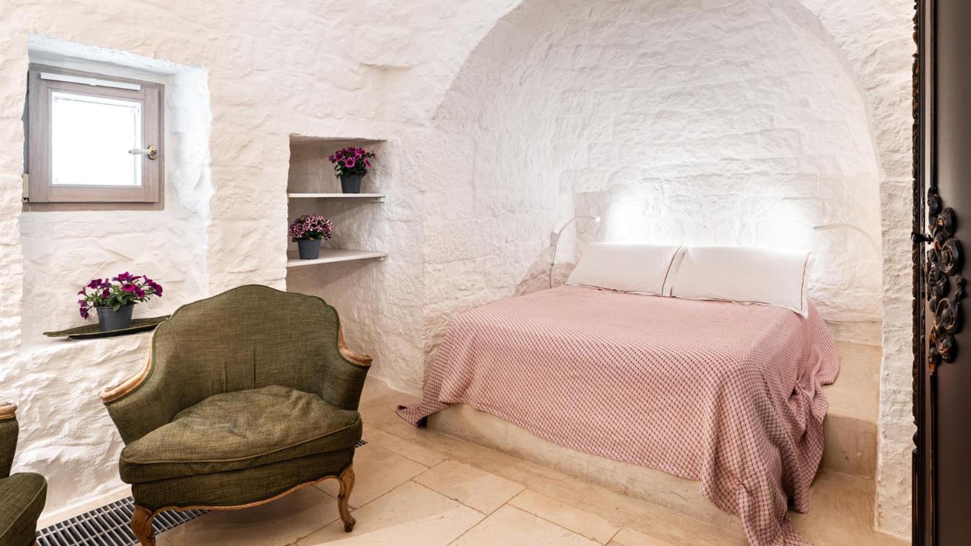 Petranima Wellness In Trulli Bed & Breakfast Ostuni Ngoại thất bức ảnh