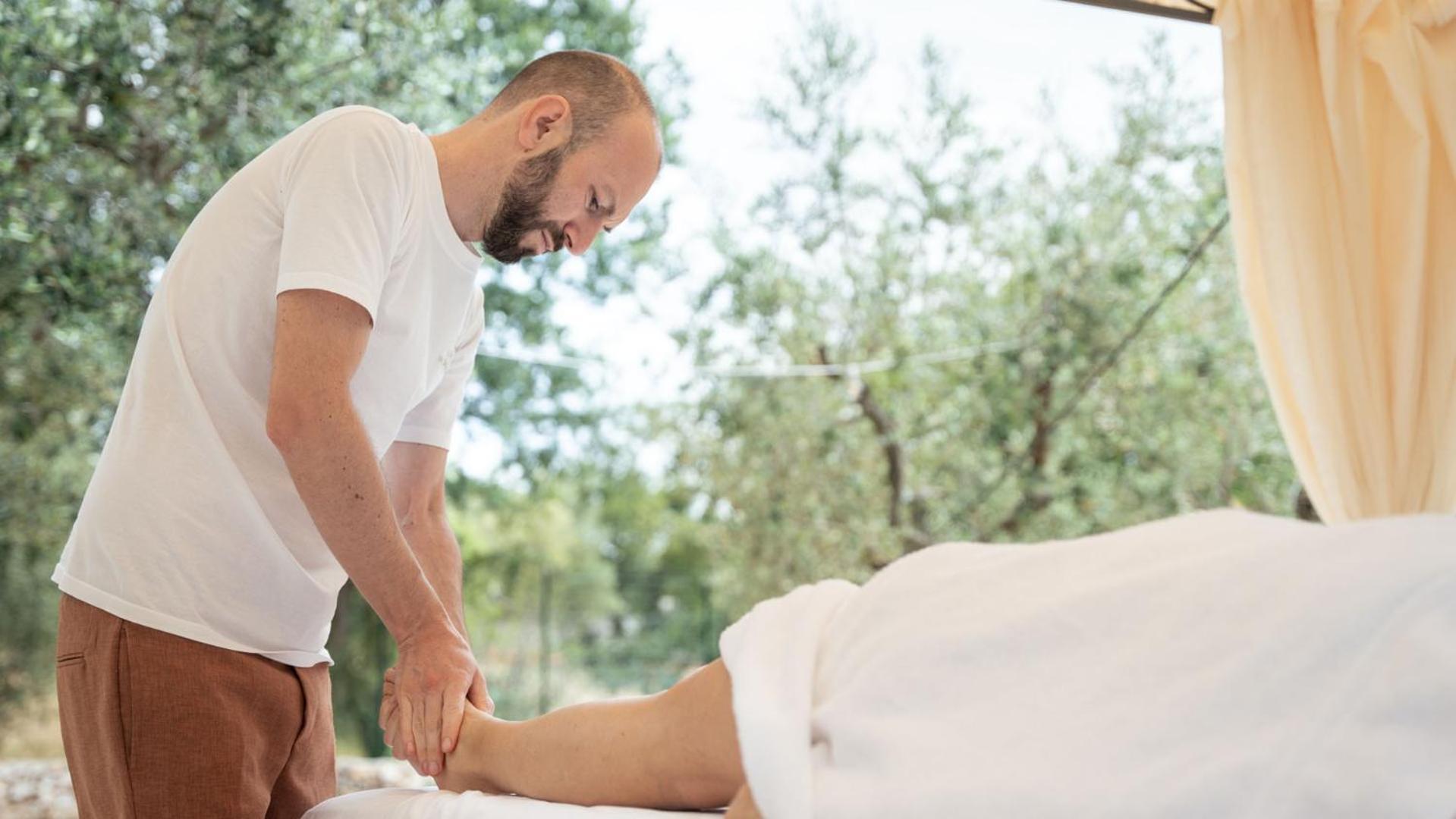 Petranima Wellness In Trulli Bed & Breakfast Ostuni Ngoại thất bức ảnh